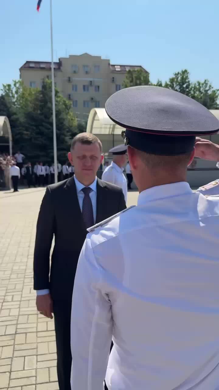 Выпуск молодых офицеров в Краснодарском университете МВД России