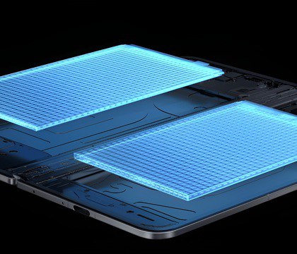 Samsung испытывает кремний углеродную батарею для смартфонов на 20 000 мА ч WCCFtech Samsung SDI тестирует кремний углеродную батарею общей емкостью 20 000 мА ч выполненную из двух секций Заявленные параметры выглядят перспективно но при испытаниях зафиксировано сильное вспучивание одной из секций Об этом сообщает WCCFtech со ссылкой на инсайдера phonefuturist