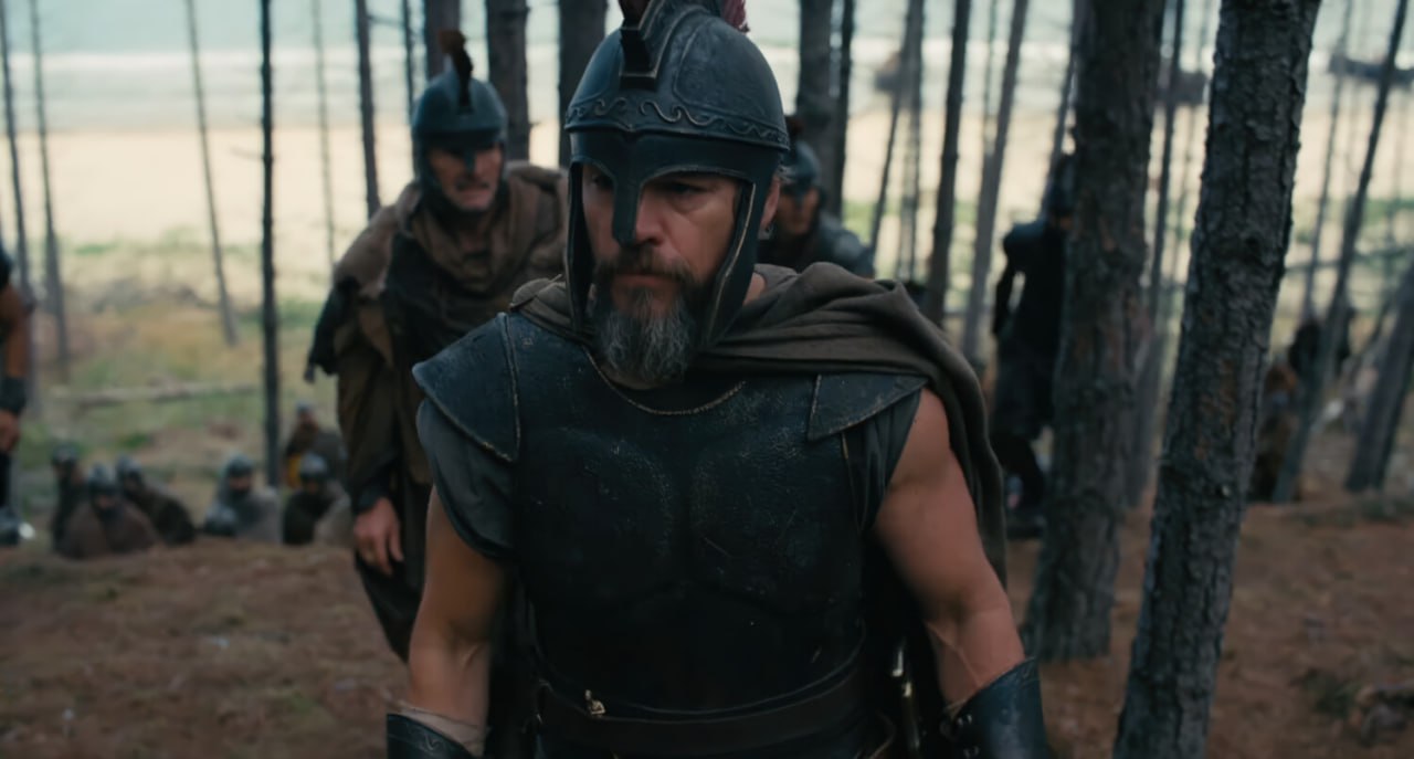 Трейлер Одиссеи набрал 121 4 млн просмотров за первые сутки что вдвое больше чем трейлер Оппенгеймера Это рекордные цифры для фильмов Кристофера Нолана При подсчете учитывались совокупные данные с разных видеоплатформ По количеству просмотров за первые 24 часа трейлер Одиссеи занял восьмое место в этом году уступив фильмам Дьявол носит Prada 2 Моана и Лило и Стич В зарубежный прокат Одиссея выйдет 17 июля 2026 года Всю известную информацию о картине собрали в материале Кинопоиск Новости