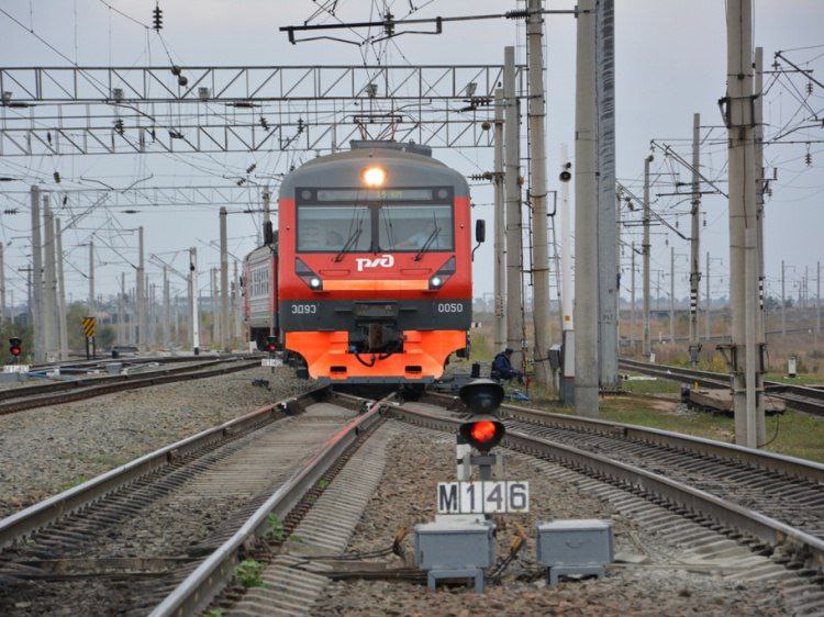 Из Волгограда в Волжский будут курсировать дополнительные электропоезда в дни проведения молодёжного фестиваля ТриЧетыре 5 сентября электричка отправится от центрального вокзала Волгоград 1 в 22 45 а уже 6 сентября в 23 00 Опер info Волжский Подписаться