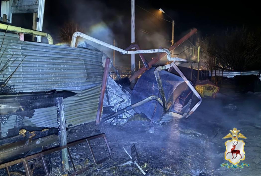 Водитель протаранил газовую трубу в Нижегородской области Последствия на фото Мощный взрыв произошел после тарана газовой трубы фурой в Нижегородской области