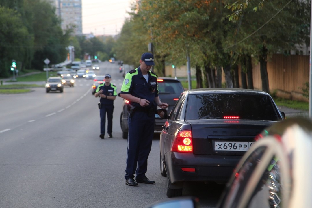 20, 21 и 22 сентября областная Госавтоинспекция проведёт сплошные проверки водителей на трезвость  Инспекторы будут проверять водителей как в Кирове, так и в районах; на въездах и выездах из областного центра, а также в пригороде.