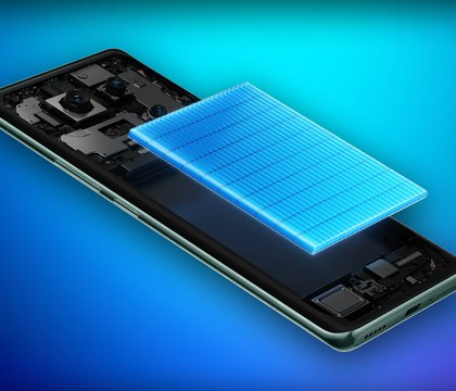 OnePlus готовит флагман с аккумулятором емкостью 7800 мА ч — Digital Chat Station Компания OnePlus, по данным инсайдера Digital Chat Station, разрабатывает новый флагманский смартфон на базе чипа Snapdragon 8 Elite с аккумулятором емкостью 7800 мА ч. Предполагается, что в батарее используется кремний-углеродная технология, ранее примененная в OnePlus 13T с батареей на 6260 мА ч. Читать далее