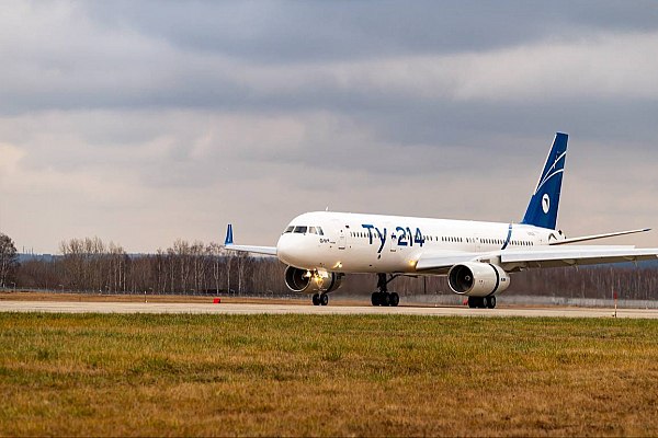 "Туполев" готов на новые контракты по Ту-214 с поставкой не ранее 2027 года "Туполев" готов на подписание новых контрактов по лайнерам Ту-214 с поставкой не ранее 2027 года, заявил представитель автопроизводителя на заседании в Арбитражном суде Татарстана, аргументируя такие возможности высокой загруженностью по оборонным контрактам. Об этом сообщает ТАСС. aviaru.net/n285680