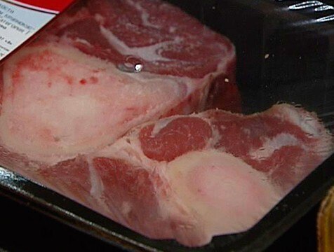 В Калужской области пресекли незаконную продажу рыбы и мяса В Калужской области выявили мошенническую схему по продаже рыбы и мяса неизвестного происхождения Незаконный оборот был установлен на двух площадках региона http gtrk kaluga ru news proisshestviya news 57850