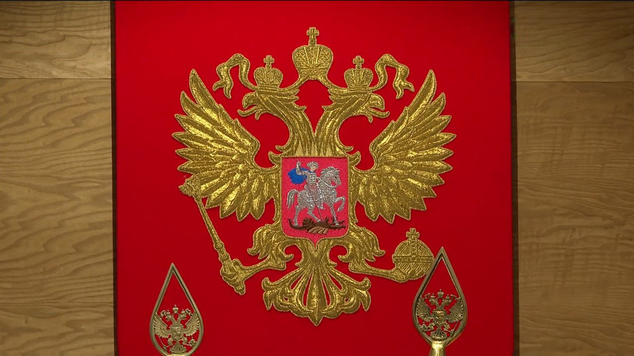 В Волгоградской области хотят наладить механизм взаимодействия экстренных служб в борьбе с агрессивными животными Законопроект о создании системы реагирования с привлечением единого номера «112» был внесен в нижнюю палату парламента в мае. Для всех субъектов страны предлагается разработать типовой порядок действий с определением ответственности всех ее участников. Профильные комитеты рекомендовали Волгоградской областной Думе поддержать законопроект, приняв соответствующее постановление. Подписаться