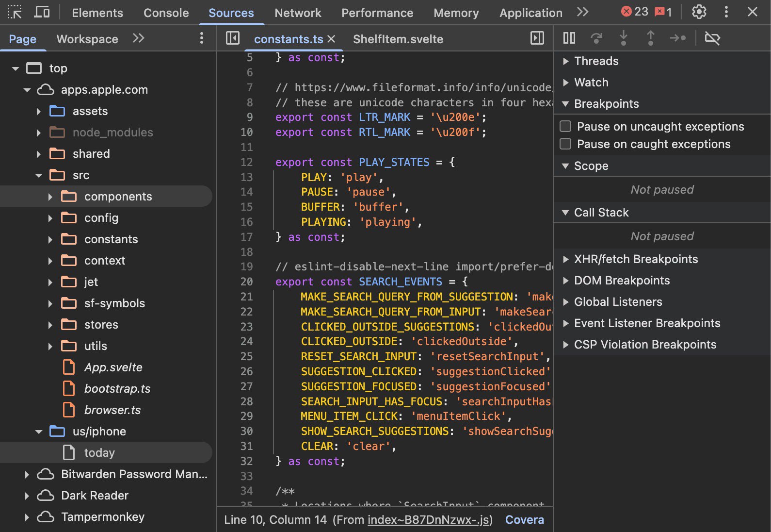 Apple случайно слила исходный код веб версии App Store который запустила ранее на этой неделе По факту это ничем особо не угрожает просто неприятный факапчик Так что не переживаем
