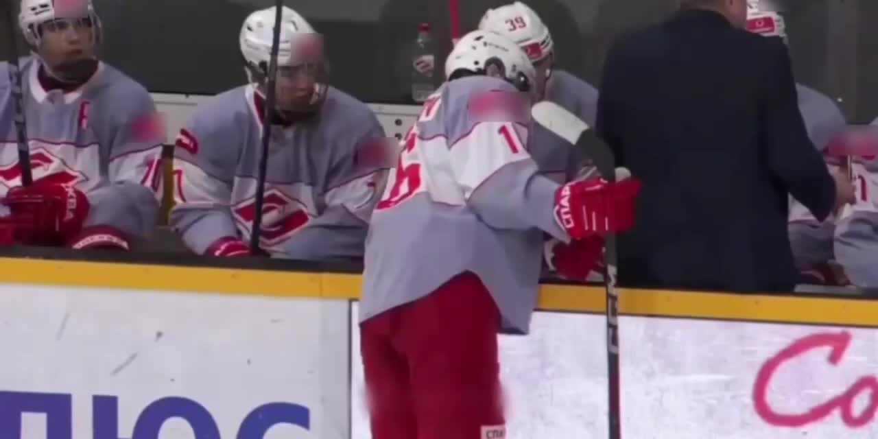 Инцидент с описанием хоккеиста Филимонова во время матча Спартака