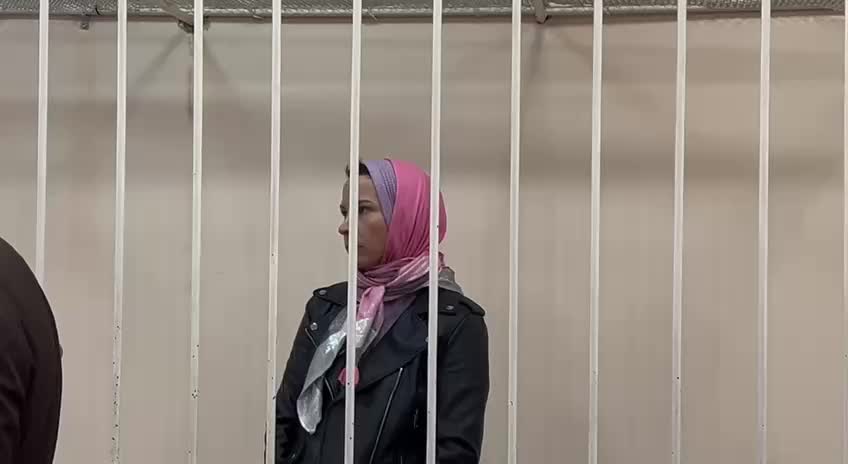 В Башкирии начальник Госжилнадзора обвинен в взятке, в Петербурге мать задержана за покушение на убийство ребенка