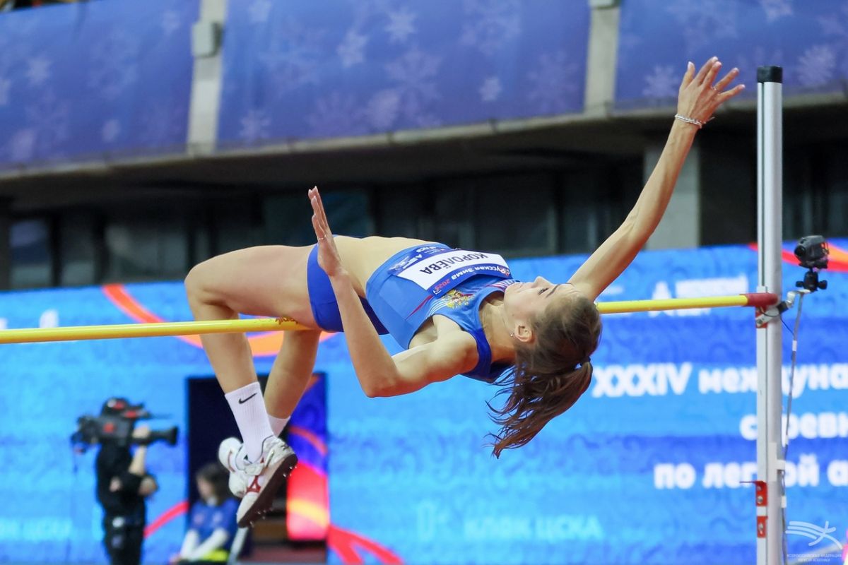 Липецкая легкоатлетка Королёва стала призёром всероссийских соревнований в Челябинске   newslipetsk ru fn 1787134 html Липецкая легкоатлетка Кристина Королёва успешно начала зимний легкоатлетический сезон став призёром всероссийский соревнований в Челябинске Мемориал Юрия Лукашевича и Вячеслава Середкина собрал сильнейших прыгунов страны   Прислать новость Подписаться