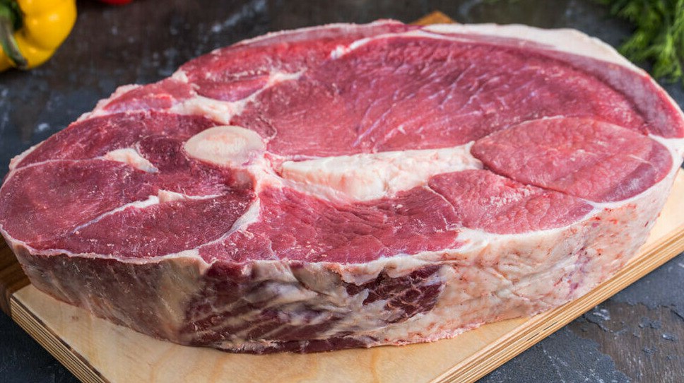 Казахстан ограничил экспорт говядины до конца года Минсельхоз РК установил квоту на вывоз говядины в объеме 13 тысяч тонн до 31 декабря передает ArbatMedia   Прислать новость