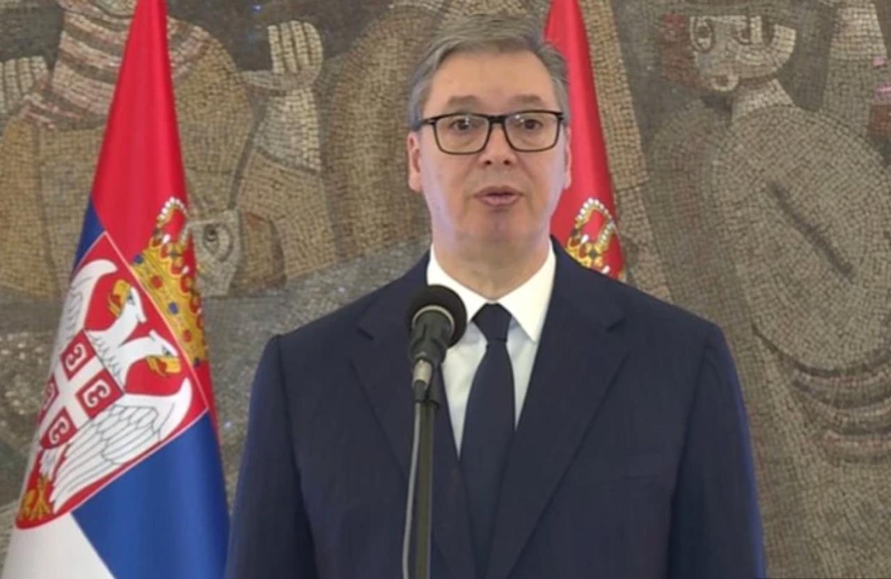 Сербия договорилась о продлении поставок российского газа до конца марта 2026 года заявил президент страны Александр Вучич Президент Сербии также подтвердил информацию о продолжении переговоров с венгерской MOL по поводу покупки акций Газпрома в NIS У нас есть информация что представители Газпрома ведут переговоры в частности с венгерской национальной компанией MOL поэтому мы ничего против этого не имеем венгры наши друзья сказал Вучич