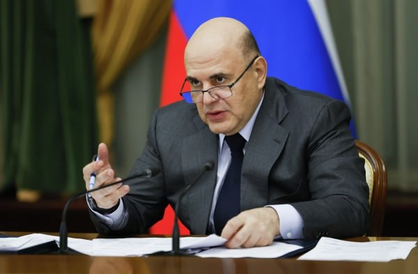 Михаил Мишустин сообщил о донастройке системы поддержки бойцов СВО и их семей Она постоянно совершенствуется на основе откликов самих граждан. С таким заявлением премьер-министр выступил на встрече с Советом палаты Совета Федерации. «Хочу поблагодарить сенаторов за эту большую работу», — подчеркнул Мишустин. Он добавил, что участники специальной военной операции и дальше будут обеспечены возможностью пройти реабилитацию. Премьер-министр отметил, что средства на это предусмотрены в Социальном фонде, на 2025 год это 3 млрд рублей. Подпишись на «Говорит Москва»