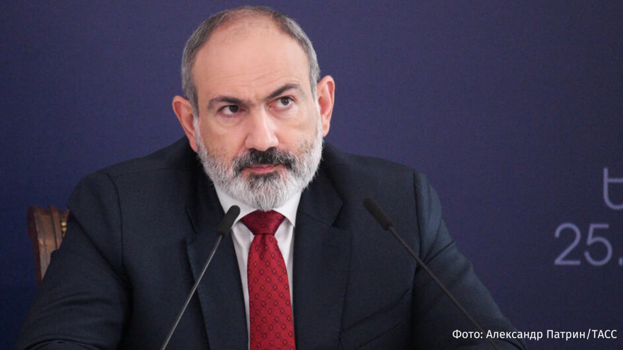 Никол Пашинян предложил наложить с 1 по 5 июля вето на оскорбительные высказывания в общественной дискуссии. Премьер-министр Армении пообещал лично соблюдать этот "мораторий", отказавшись от использования ненормативной лексики и резких выражений. "Я предлагаю достичь общественного консенсуса в отношении того, что с девятого числа мы прекращаем ненормативную лексику и гибридные нападки на общественно–политическом и публичном поле и переходим к исключительно цивилизованным и уважительным дебатам и логике, основанной только на проверенных фактах", — написал он в посте в Telegram-канале. Больше новостей тут Отправить новость