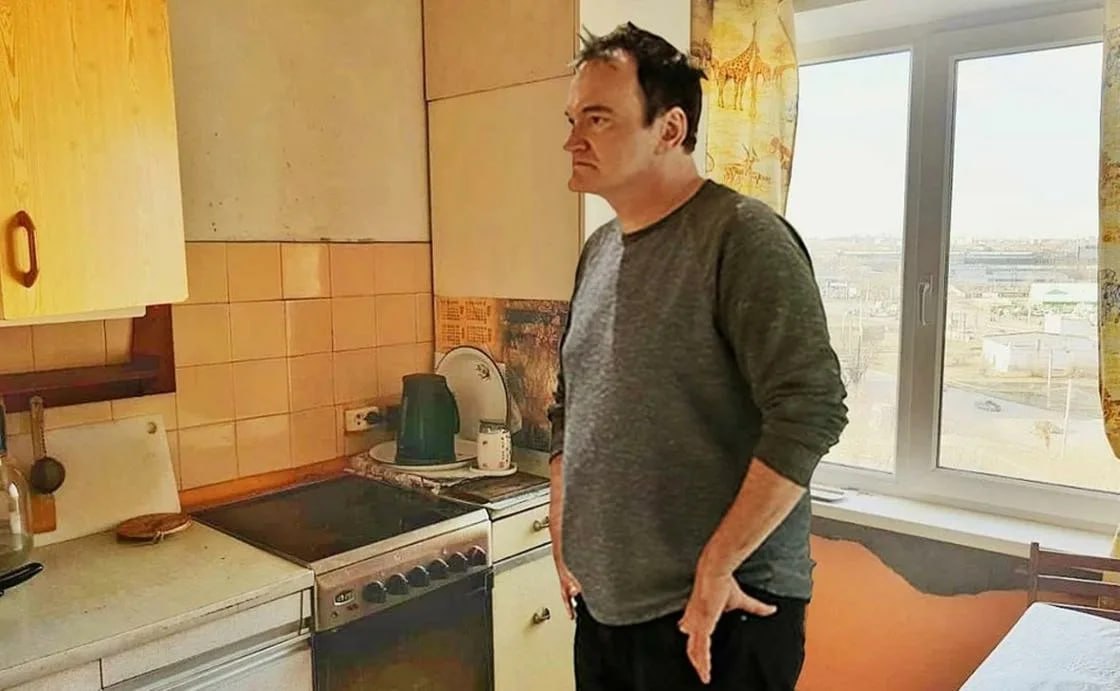 Федеральная налоговая служба РФ хочет создать условия для конфликта между собственниками квартир и арендаторами чтобы вынудить арендодателей платить налоги Такую идею высказал в интервью газете Ведомости глава ФНС Даниил Егоров Он предложил ввести налоговые вычеты для арендаторов чтобы они были заинтересованы в налоговой прозрачности съема жилья В этом случае мы создадим конфликт продавца и покупателя если продавец не хочет легальных документов то покупатель не может заявить вычеты заявил Егоров Как пояснил чиновник при такой системе у арендатора будет стимул торговаться с продавцом и настаивать на легальном оформлении чтобы ему было дешевле