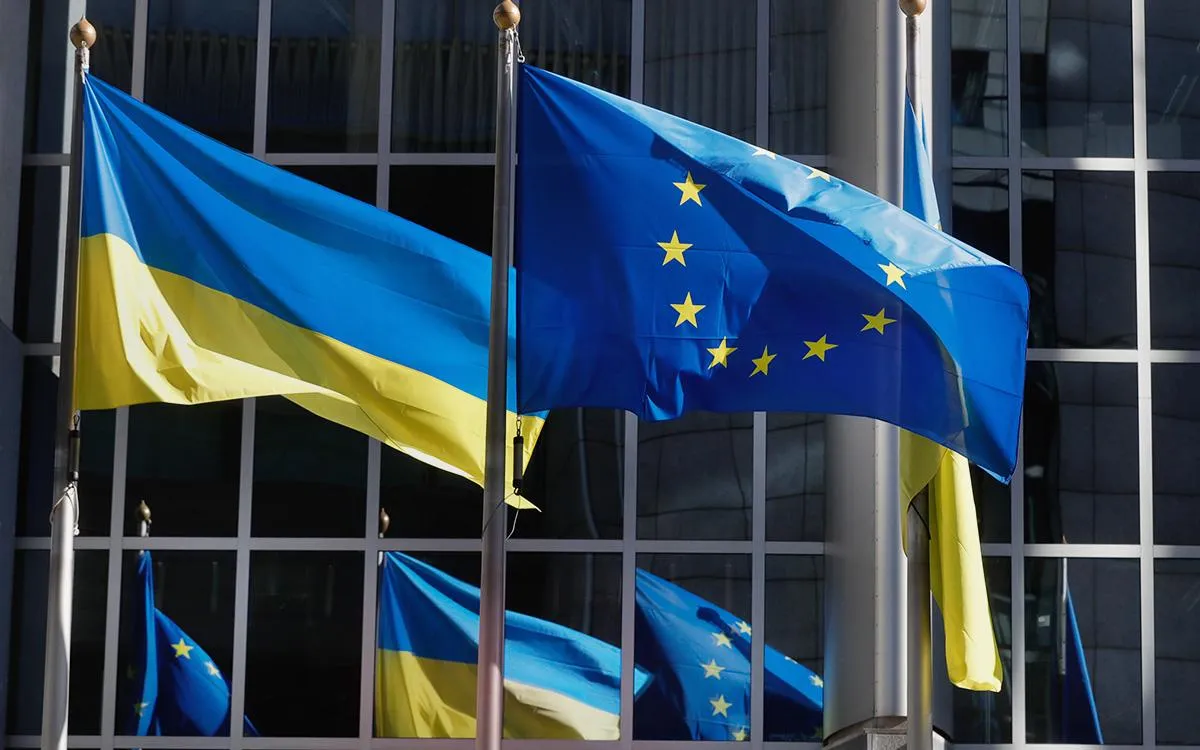 ЕС начнет переговоры с Украиной по членству до конца июня Евросоюз может начать переговоры о вступлении Украины до конца июня Об изменении подхода к членству Киева в союзе ранее говорили Франция и Германия пишет rbc ru   telegra ph ES nachnet peregovory s Ukrainoj po chlenstvu do konca iyunya 05 12