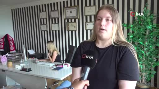 Россиянка, оставившая новорожденную дочь в аэропорту Антальи, освобождена из тюрьмы и планирует вернуть ребенка