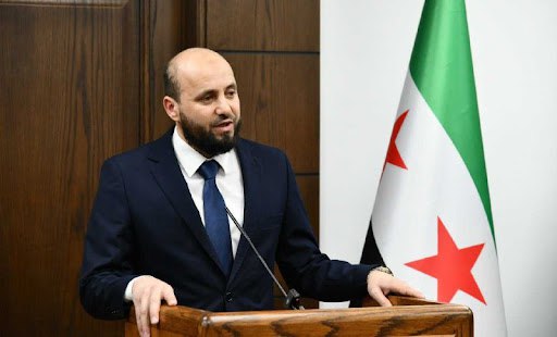 Временный поверенный в делах Ирака в Дамаске Ясин Шариф аль-Хаджими сообщил, что во вторник министр энергетики Сирии Мухаммад аль-Башир приедет в Багдад по приглашению иракского вице-премьера и министра нефти Хаяна АбдульГани.   На встрече планируют обсудить транспортировку нефти через порт Банияс в Сирии и проблему нехватки воды в Евфрате.