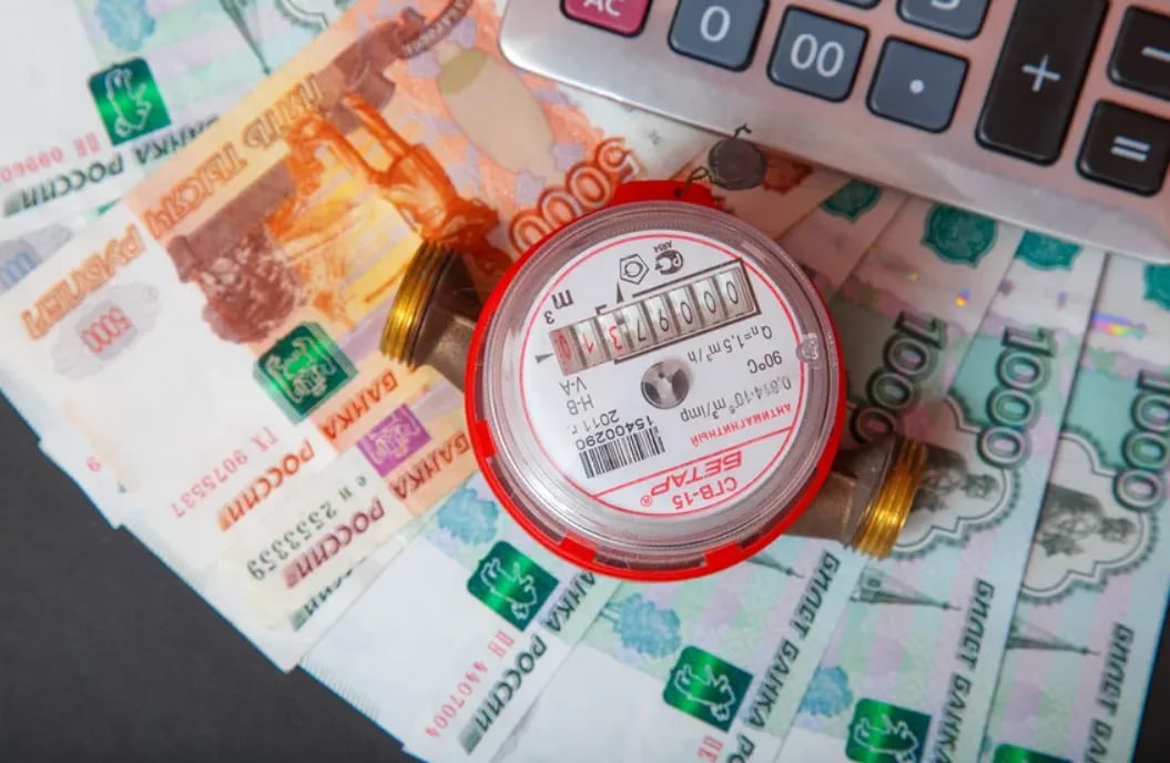 Холодная вода в России подорожала на экстремистское количество процентов За первую неделю июля тарифы на холодное водоснабжение выросли в среднем на 14,88% по стране, — сообщает Росстат. Подорожание остальных тарифов не столь яркое, но тоже немалое: Горячее водоснабжение — на 13,79%. Водоотведение — на 14,59%, Отопление — на 13,8%, Электроэнергия — на 13%. Отчете Минэкономики сообщает, что инфляция в сфере услуг за неделю составила 6,11%. Инфляция в России с 1 по 7 июля составила 0,79%, следует из данных Росстата. ℹ 1488 — числовой код, используемый неонацистами: 14 — отсылка к «14 словам» лозунга: «We must secure the existence of our people and a future for white children». 88 — означает «HH» восьмая буква алфавита — аббревиатура от Heil Hitler. - Используется в экстремистской среде как символ нацизма, идеология и пропаганда которого запрещена в России. В июне стало известно, что Россия простит Таджикистану почти 25 млрд рублей за свет... Рекордный рост тарифов ЖКХ чиновники объяснили необходимостью замены инфраструктуры. Осташко! Важное подпишись #важное