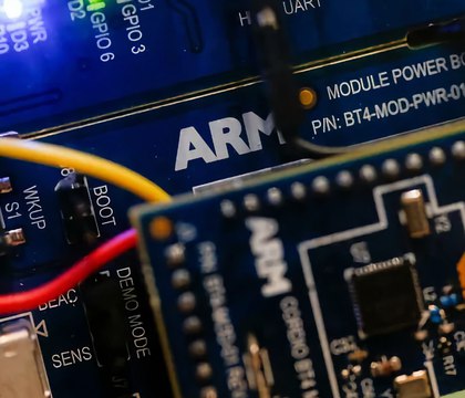 Qualcomm прокомментировала информацию об отмене лицензии ARM на производство чипов — IT Home  Сегодня утром стало известно, что ARM собирается лишить Qualcomm лицензии на разработку процессоров на базе своей архитектуры. Чипмейкер уже комментирует ситуацию.  Читать далее