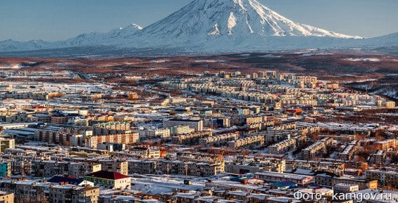 В Петропавловске «завернули» строительство нового жилого комплекса Строительство нового жилого комплекса в Петропавловске-Камчатском отменено. Такое решении принял глава региона Владимир Солодов после встречи с горожанами. Нажмите для подробностей -