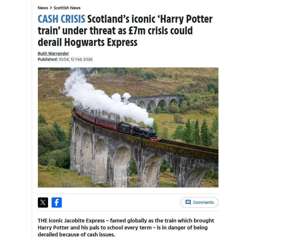 Знаменитый шотландский поезд Гарри Поттера может сойти с рельсов из за финансовых проблем Паровоз уже два десятилетия развлекает туристов По 70 тысяч пассажиров в год Но надзорные органы требуют переделать в вагонах двери и поставить на них центральные замки чтобы обеспечить безопасность Модернизацию оценили в 7 млн фунтов Компания не готова на такие расходы Годовая выручка от продажи билетов приносит менее 5 млн фунтов Теперь сказочный поезд может навсегда уехать в депо Наш канал в MAX