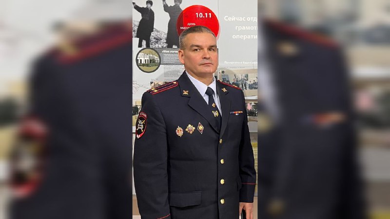 Госавтоинспекцию Жигулевска возглавил подполковник полиции Алексей Качкин Ранее Качкин руководил ГАИ Тольятти но сейчас эту должность занял Александр Ефанов Нового руководителя отделения ГИБДД отдела МВД России по городу Жигулевску 20 января 2026 года представил личному составу начальник областной ГАИ Игорь Бобров   oboz info gosavtoinspektsiyu zhigulevska vozglavil podpolkovnik politsii aleksej kachkin