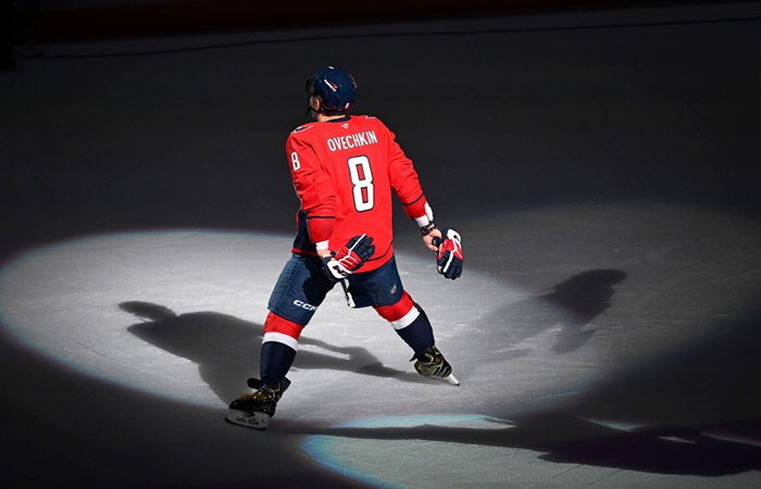 Овечкин провел 901 й гол в карьере в НХЛ Вашингтон со счетом 4 1 победил Каролину в гостевом матче регулярного чемпионата Национальной хоккейной лиги Фото АР ТАСС interfaxonline