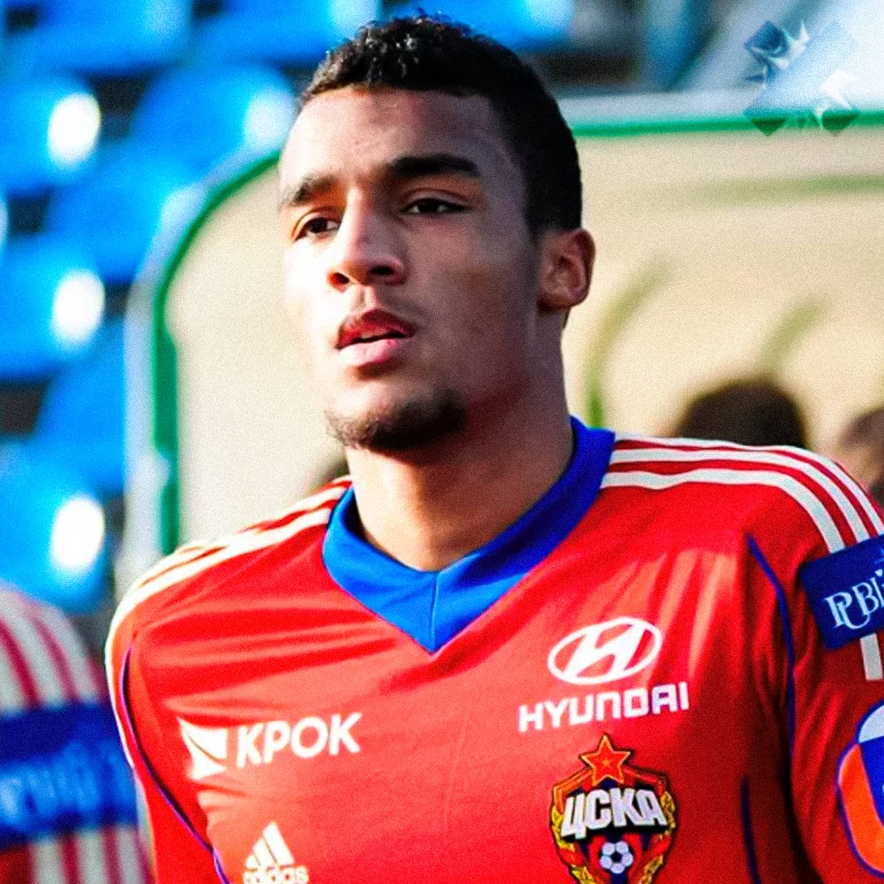 Экс футболиста юношеской сборной России Лайонела Адамса избили и расстреляли в Подмосковье На Адамса выступавшего за молодежный ЦСКА красноярский Енисей КАМАЗ из Набережных Челнов и клубы из Казахстана Беларуси и Испании напали в буфете ДеньНочь на Московской улице Компания из около десяти человек спровоцировала конфликт на почве национальности после чего один из нападавших выстрелил в футболиста а остальные начали его избивать Адамса госпитализировали с огнестрельным ранением и рваными ранами губ Его состояние уточняется НМШ