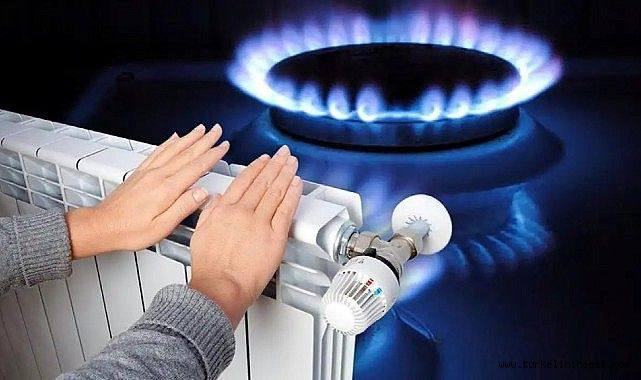 В Турции начинается новый этап газовые счета будут считаться по ступенчатому тарифу В стране готовятся к переходу на новую систему оплаты газа по лимитам аналогичную той что уже действует в электроэнергии Что изменится Введут месячный лимит потребления Те кто расходует газа больше нормы будут платить значительно дороже Малопотребляющие семьи наоборот смогут экономить Ранее похожая система была внедрена в электроэнергии при превышении лимита субсидии отменялись и счета вырастали почти в два раза По данным журналиста Олджая Айдилека газораспределительные компании завершают подготовку а техническая база будет готова к 1 октября Новая система вероятно вступит в силу уже в ноябре или декабре Эксперты предупреждают В газе начинается период много потребляешь много платишь Это значит что средний и особенно высокий расход обойдётся значительно дороже