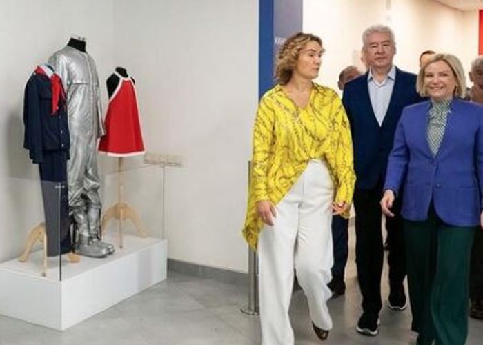 В Москве открыли новые съёмочные павильоны киностудии имени Горького В церемонии приняли участие мэр Сергей Собянин министр культуры Ольга Любимова и зампред правительства Татьяна Голикова