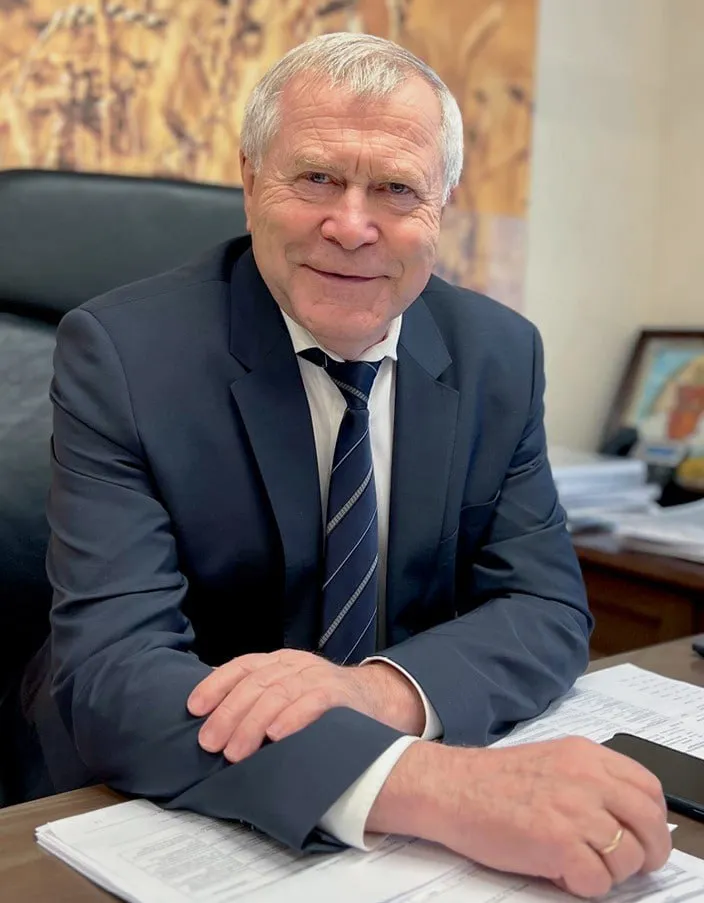 НАШИ ПОЗДРАВЛЕНИЯ Президент Российской Федерации Владимир Владимирович Путин подписал указ о награждении от 21 апреля За заслуги в области сельского хозяйства и многолетнюю добросовестную работу Почётное звание Заслуженный работник сельского хозяйства присвоено Александру Александровичу ТЕПЛЯКОВУ президенту ООО Новосибирская продовольственная корпорация Аграрные новости в режиме нон стоп календарь отраслевых событий интересные статьи персоны тренды и прогнозы Подписывайтесь  ПРЕДСЕДАТЕЛЬ в Телеграм  ПРЕДСЕДАТЕЛЬ в МАХ