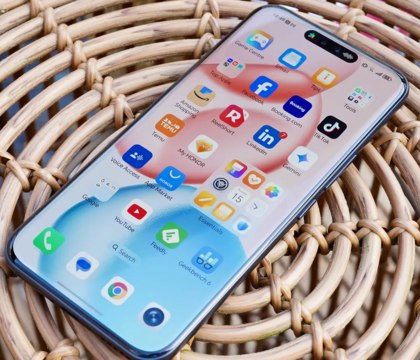 DCS раскрыл дизайн смартфонов HONOR 500 в стиле iPhone Air новое поколение подорожает Инсайдер Digital Chat Station опубликовал в Weibo эскизы которые показывают дизайн серии смартфонов HONOR 500 Они будут выглядеть как тонкий iPhone Air или Google Pixel