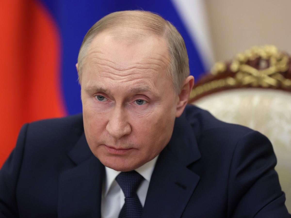 После двух лет молчания: иностранное агентство дало России кредитную оценку China Chengxin International Credit Rating CCXI повысило суверенный кредитный рейтинг России до уровня BBB+g со стабильным прогнозом, сообщают "Ведомости" со ссылкой на агентство Продолжить чтение » Новости экономики и бизнеса. Подписка