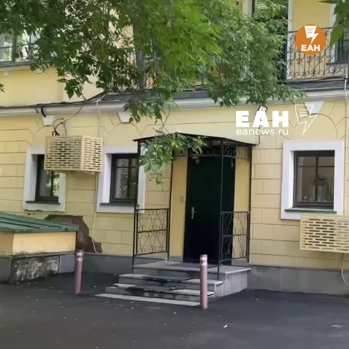 В Екатеринбурге началась подготовка к застройке сквера у Дома Малахова