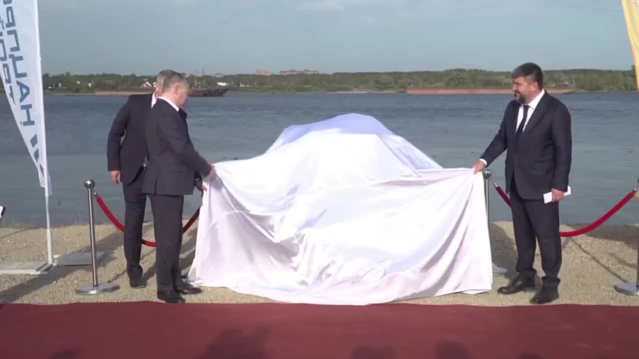 В Ярославле заложен камень в основание третьего моста через Волгу