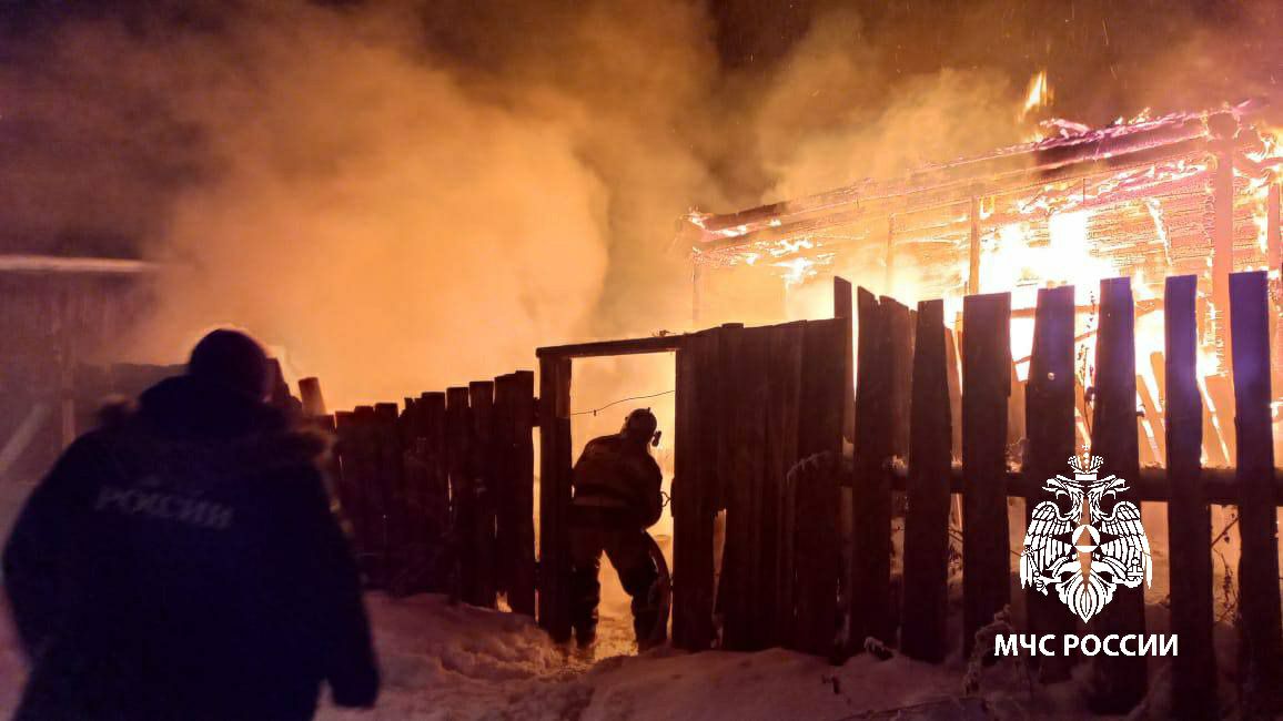 ‍  В Прибайкалье за минувшие сутки:    ЧС не произошло;   зарегистрировано 1 происшествие на водных объектах, на водоёмах области наблюдается усиление процессов ледообразования и установления ледостава;  пожарные привлекались для ликвидации последствий 2 ДТП;  зарегистрировано 15 пожаров.  #СводкаМЧС38