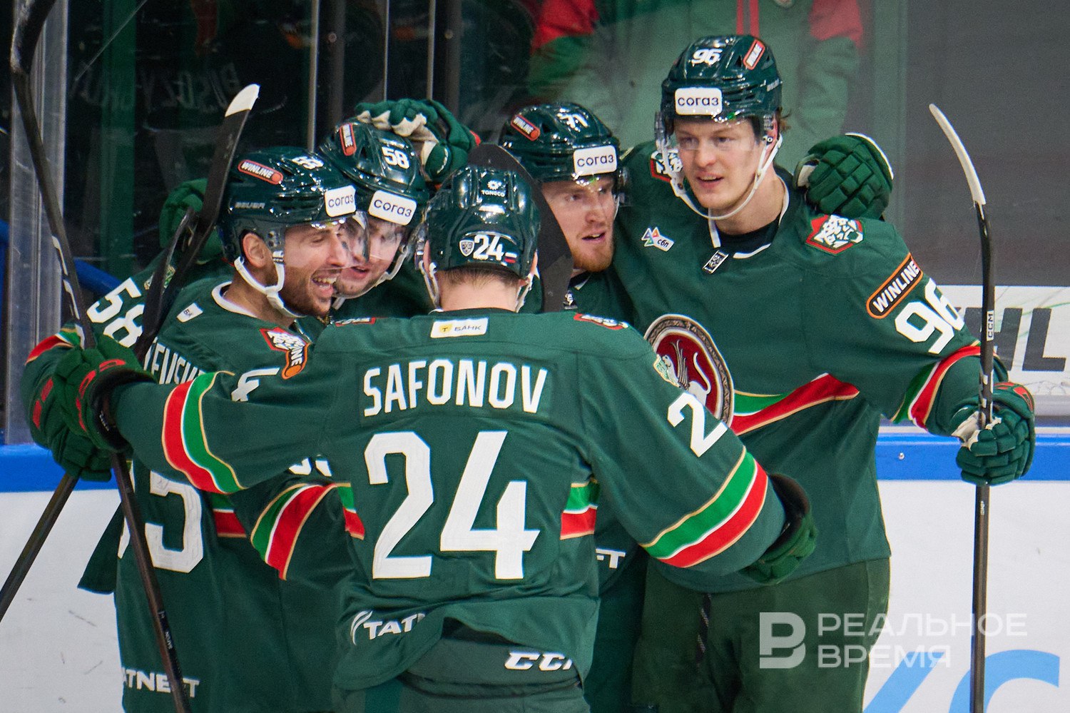 Ак Барс обыграл Трактор в Казани в матче с пятью голами Казанская команда одержала четвертую победу в пяти последних матчах КХЛ rv shorts