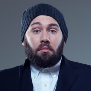 Против комика Семена Слепакова могут возбудить уголовное дело По данным прокуратуры Москвы артист сейчас находящийся за пределами России дважды за год привлекался к административной ответственности за нарушение порядка деятельности иноагента Несмотря на это он продолжил нарушать законодательство не указывая в своих материалах что они созданы иностранным агентом Прокуратура направила материалы проверки по данному факту в следственные органы для решения вопроса об уголовном деле в отношении Слепакова признан в России иностранным агентом Подпишись на Агентство Москва