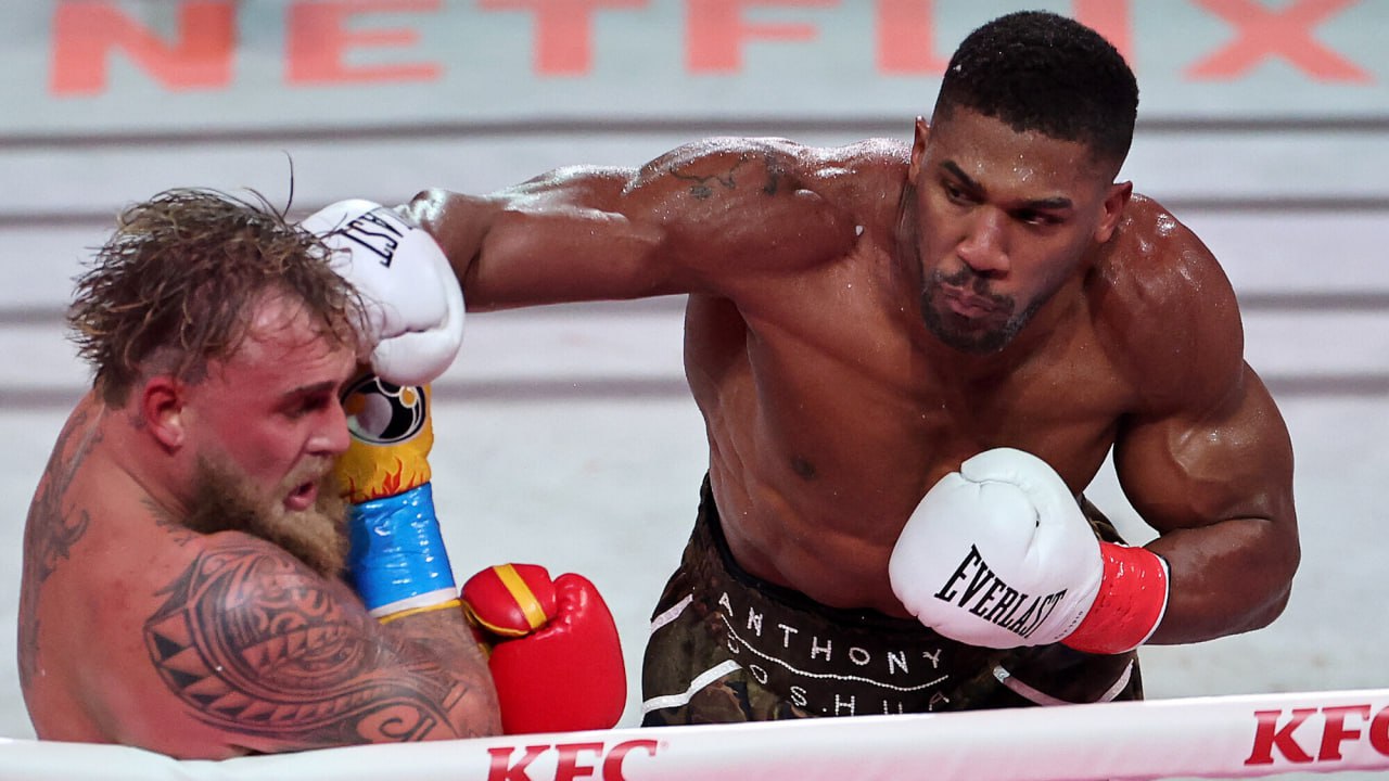 Энтони Джошуа нокаутировал Джейка Пола в боксёрском поединке Британец отправил в нокаут американца в шестом раунде Бой проходил в формате восьми раундов по три минуты news matchtv Carmen Mandato Getty Images