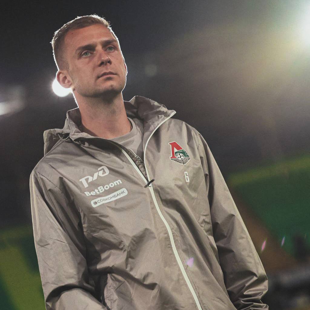 Баринов и Локомотив прекратили переговоры по новому контракту Андрей Панков Диалог заморожен и вряд ли возобновится Действующий контракт капитана Локо рассчитан до лета 2026 года   Все рекорды сезона в приложении ГОЛ