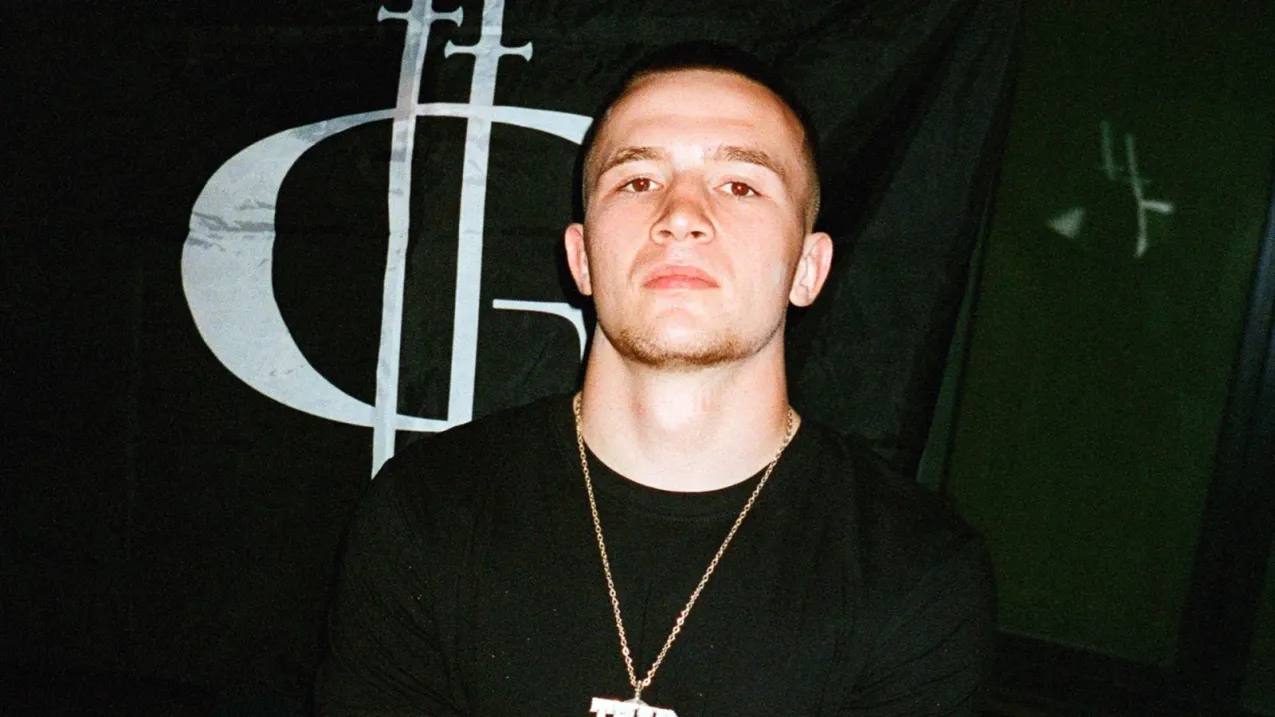 Рэпер Icegergert извинился за использование фразы Жизнь ворам во время афтерпати концерта в Москве Ранее на распространившееся в соцсетях видео обратила внимание глава Лиги безопасного интернета Екатерина Мизулина заявив что исполнитель пропагандирует криминальную субкультуру среди подростков DR