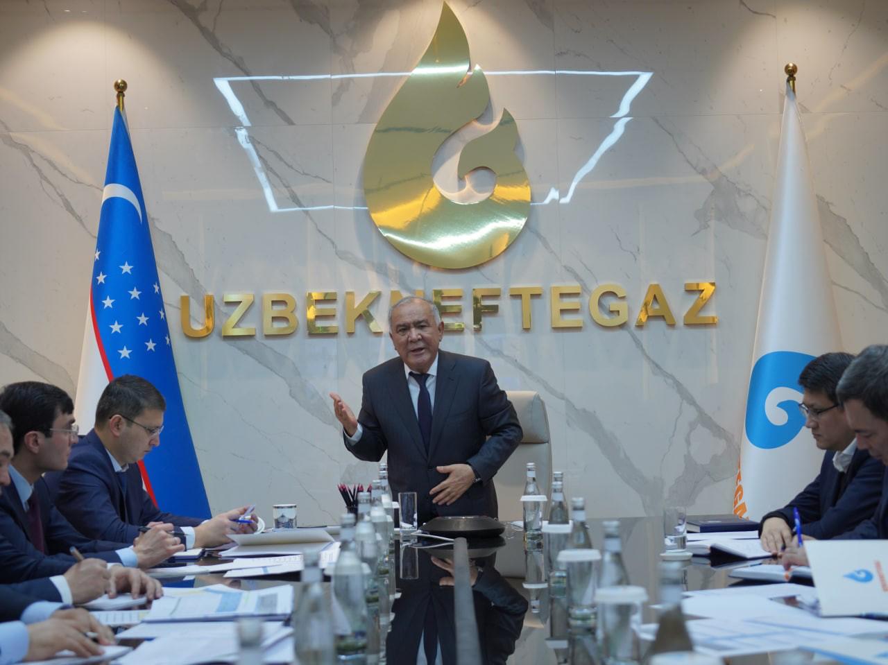 Новый глава Узбекнефтегаза Абдугани Сангинов уволил начальников Термезской Джизакской Марокандской Кучликской и Туракурганской нефтебаз за серьёзные нарушения допущенные в течение года Сангинов отметил что приоритетом работы нефтебаз должно быть обеспечение населения качественными нефтепродуктами оказание услуг на принципах честности чистоты и прозрачности Не пропускайте важное Подписывайтесь на официальный NovostiUZ доверяйте фактам а не слухам   Вы с Telegram Premium Поддержите нас одним нажатием Ссылка на пост   telegram me NovostiUZ 60142