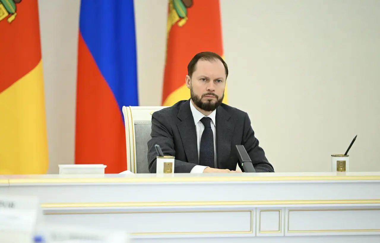 Виталий Королёв обозначил главные задачи правительству Тверской области сократить административные процедуры особенно в сфере градостроительной политики ускорение процессов получения разрешений на строительство и ввод объектов в эксплуатацию Соответствующие поручения уже даны Министерству экономического развития Министерству строительства и другим профильным ведомствам Тверской области Подписаться