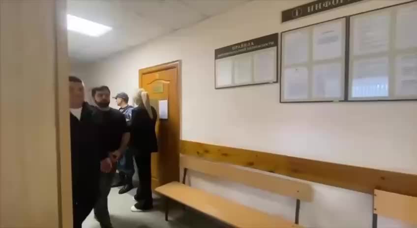 Трое уфимцев осуждены за вымогательство и отправлены в колонию строгого режима