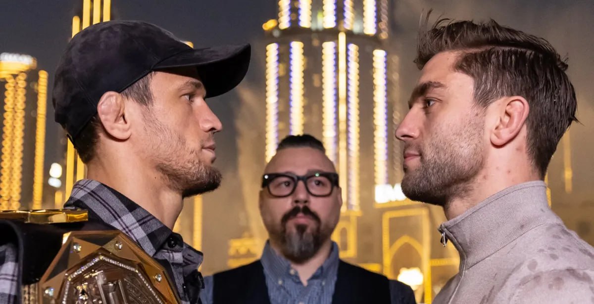 Очередную защиту чемпионского пояса в легком весе PFL предстоит провести уже 7 февраля в Дубае Усману Нурмагомедову Дагестанский миксфайтер сойдется в клетке с британцем Элфи Дэвисом Последний после поражения в финале PFL прошлого года набрал отличный ход победив в последующих трех поединках Нурмагомедов подходит к бою с безупречным рекордом побед Все свои 20 проведенных поединков он неизменно выигрывал