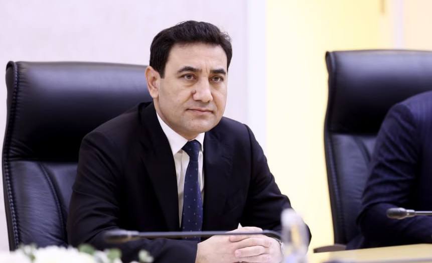 Глава Агентства по управлению государственными активами освобождён от занимаемой должности СГБ поручено рассмотреть ответственность сотрудников курирующих Узбекнефтегаз и Агентство по управлению госактивами Президент поручил выявить все коррупционные схемы и обеспечить неотвратимость наказания   uznews uz ru news 106818 uznews