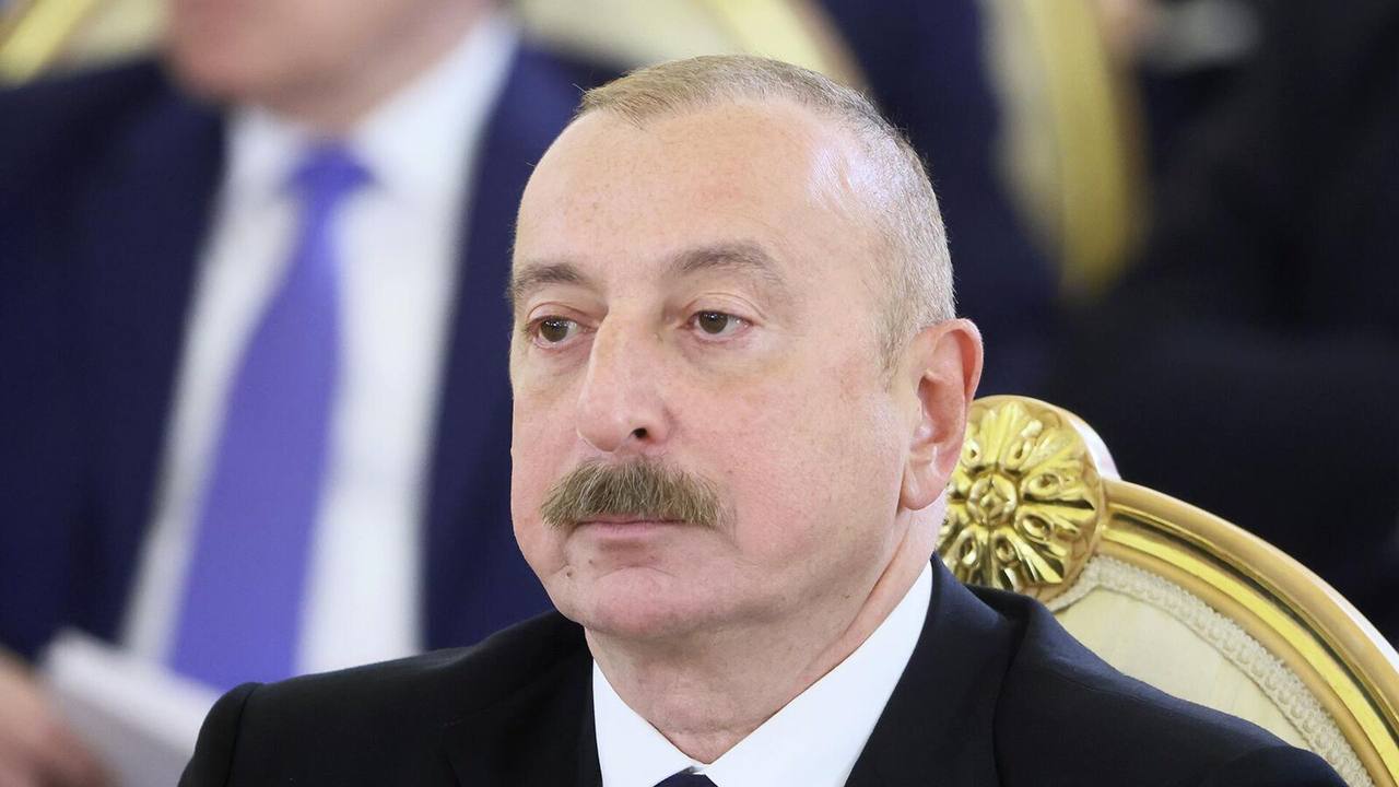 Президент Азербайджана Ильхам Алиев заявил, что страна работает над подготовкой документов для подачи исков в международные суды против России.