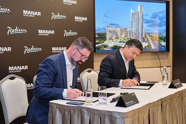 Radisson Hotel Group и MANAR Development создадут отель Radisson в составе комплекса Chorsu MANAR в Ташкенте Radisson Hotel Group RHG и MANAR Development подписали меморандум о намерениях о сотрудничестве в рамках проекта Chorsu MANAR который реализуется на месте бывшей гостиницы Чорсу в центре Ташкента В составе комплекса планируется открытие четырёхзвёздочного отеля под брендом Radisson   English O zbek tilida Ўзбек тилида На русском iOS Android