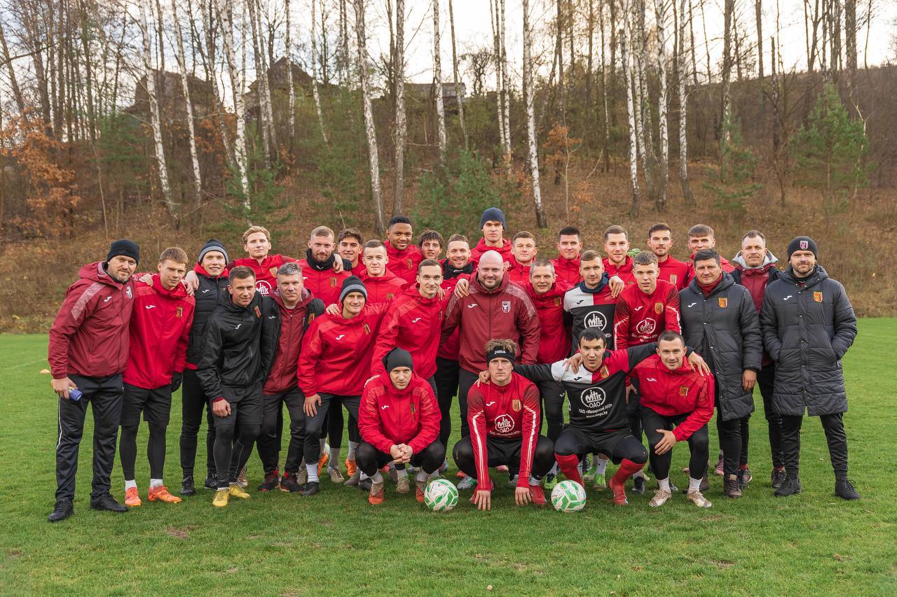 Футбольный клуб Славия Мозырь впервые за 25 лет вошел в топ 3 чемпионата Беларуси и забрал бронзовые медали сезона ПОЗДРАВЛЯЕМ